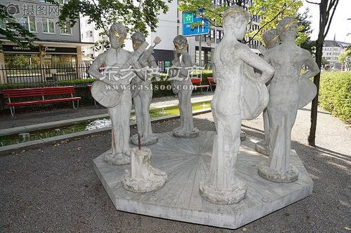 吉林人物雕塑,济南尼方雕塑,人物雕塑公司图片